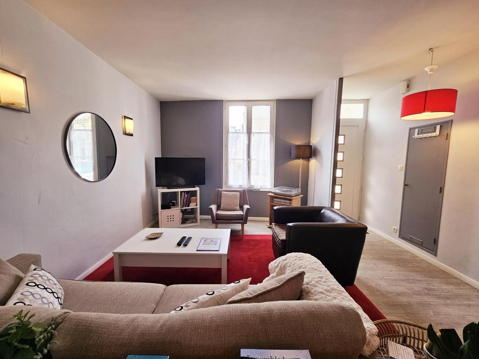 Maison De Ville Confortable Avec Cour Interieure Angoulême Екстериор снимка